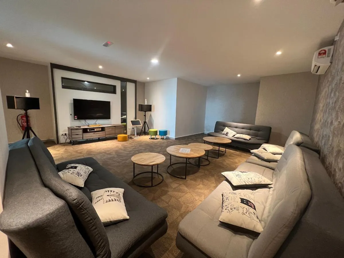 New!! Loving Night Novo 2Br 4-9Pax I Jonker I Netflix I Family Apartment Malacca 0*,  Malaysia